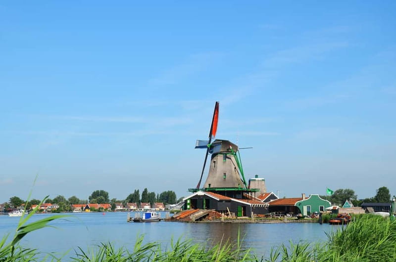 From Amsterdam: Volendam and Zaanse Schans Tour with Cheese - Zaanse Schans: functioning windmills and old wooden houses