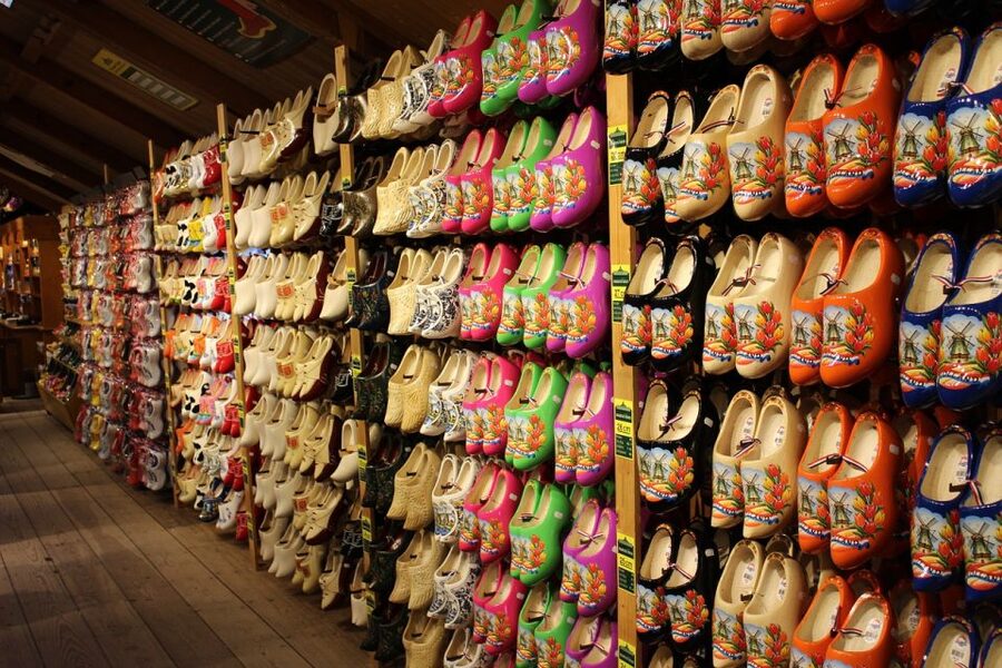 From Amsterdam: Windmills, Volendam, & Marken Private Tour - Key takeaways before you go
