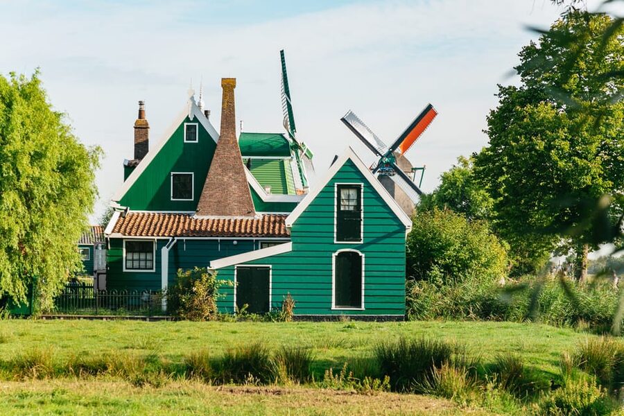 From Amsterdam: Zaanse Schans, Edam, Volendam & Marken - How the Transfers and Early Start Keep You From Feeling Rushed