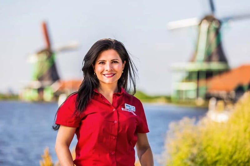 From Amsterdam: Zaanse Schans, Volendam & Marken Day Trip - Volendam: cheese, harbor vibes, and a break for lunch