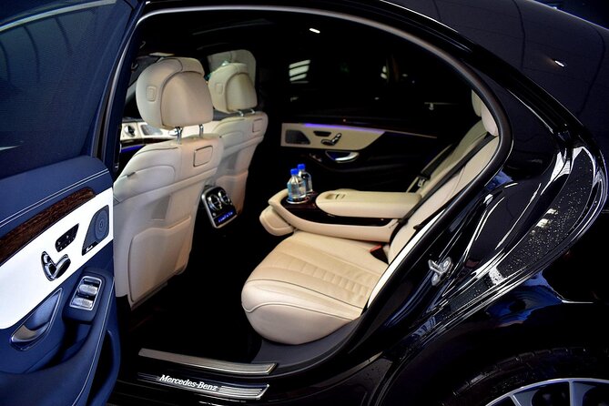 Full-Day Executive Chauffeur Service in Amsterdam - The 25 km included distance cap: the detail that affects your total cost