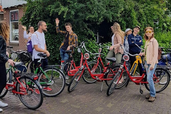 Full-Day Private Guided Countryside Tour from Amsterdam by Bike - A countryside ride that swaps crowds for calm