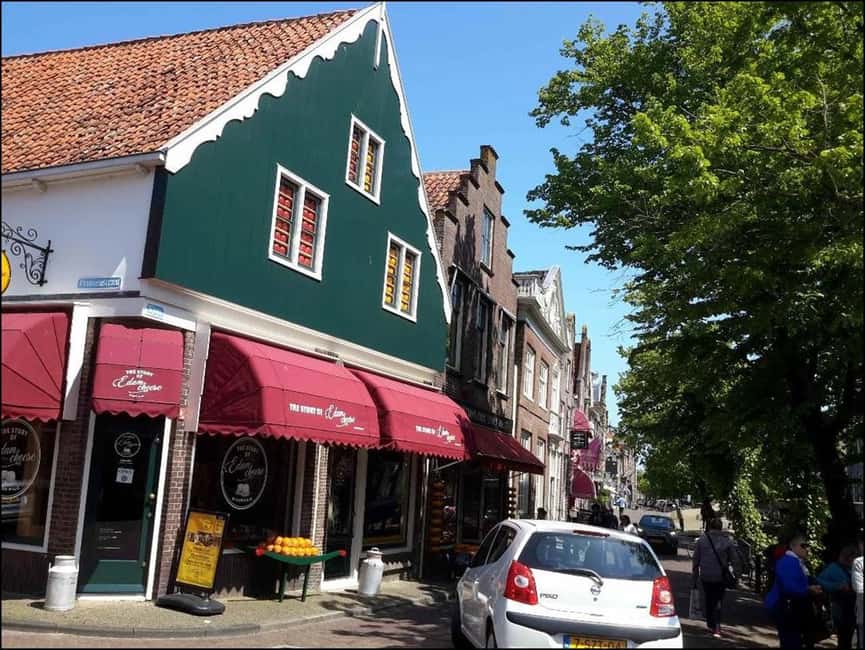 Full day trip to Edam, Volendam, and Marken - Meeting point and hotel pickup: where the day starts