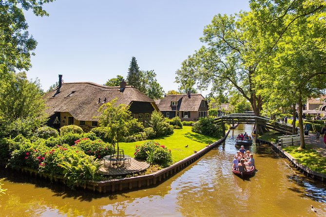 Giethoorn Day Trip from Amsterdam with Boat Trip - What’s Included (and What You’ll Pay for Anyway)