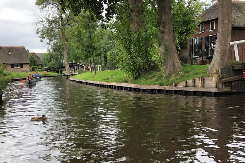 Giethoorn: Luxury Private Closed Boat Tour with captain - Price and value: $251 per group up to 20