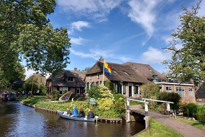 Giethoorn Small-Group Tour from Amsterdam (Max. 8 People) - Giethoorn by Foot: 90 Minutes to Walk, Shop, and Just Look