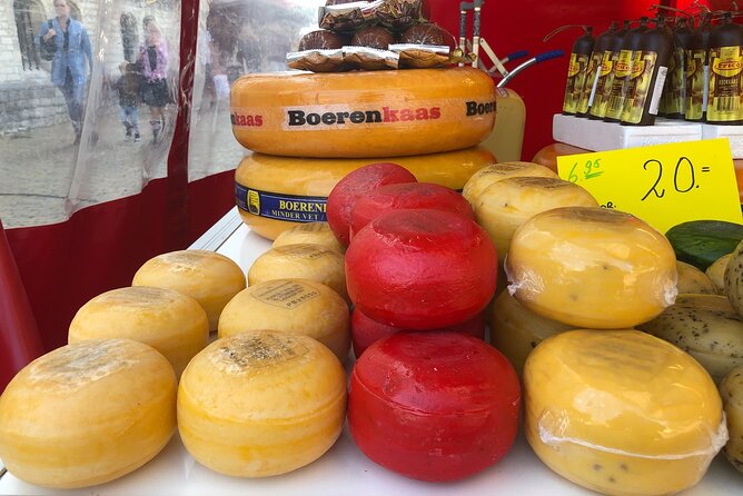 Gouda, Witches & Cheese - Private Day Tour - Gouda on foot: De Waag, town hall views, and Sint Jan Church