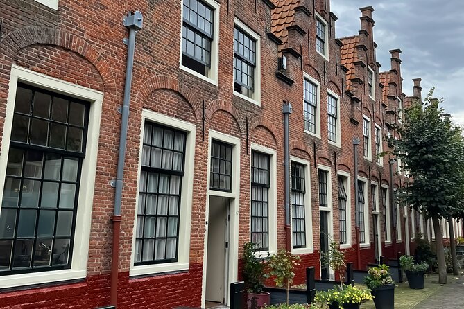 Haarlem Private Day Trip from Amsterdam with Local - Haarlem on foot: canals, alleyways, markets, and lunch