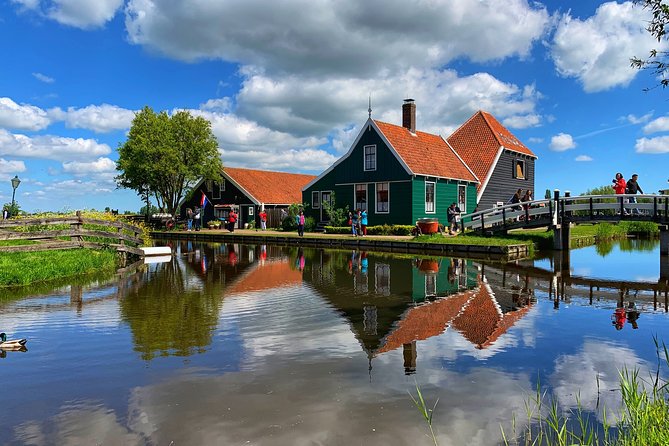 Half-Day Private Guided Sightseeing Tour of Zaanse Schans - Getting There Smoothly: Amsterdam Centraal to the Mill Village
