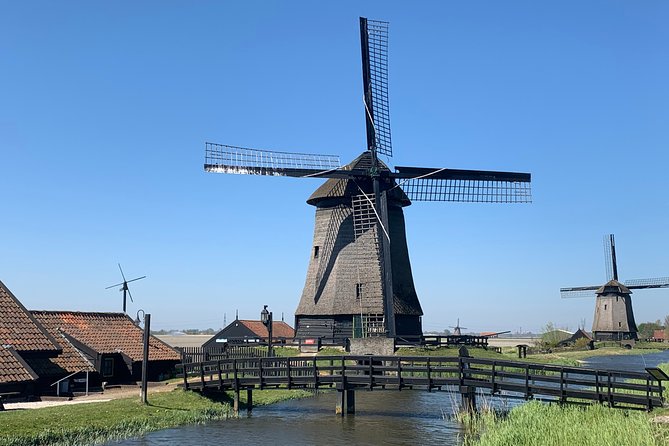 Hidden Gems Tour: visit 5 unforgettable places from Amsterdam - Stop 1: De Rijp, a village that still feels lived-in