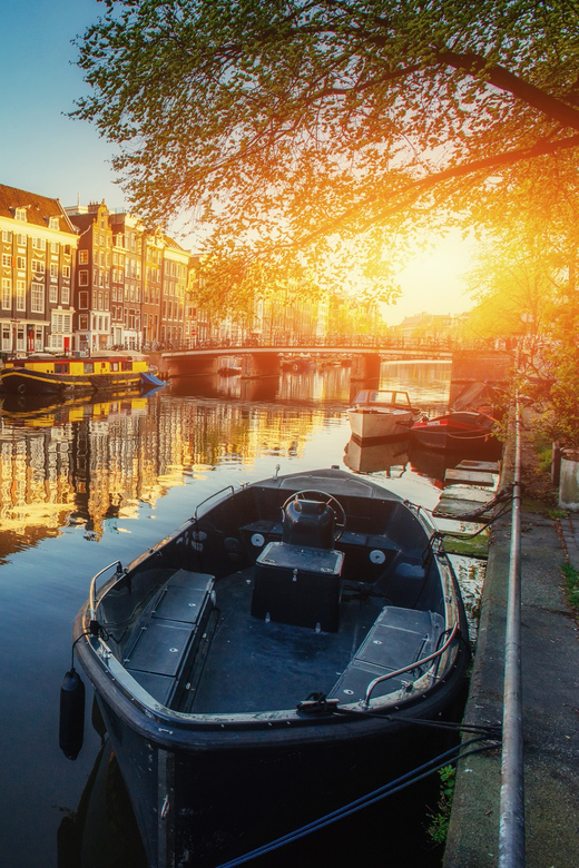 Jordaan, Anne Frank and Leidseplein tour in English - Price and value: what you get for $29, and what you still need