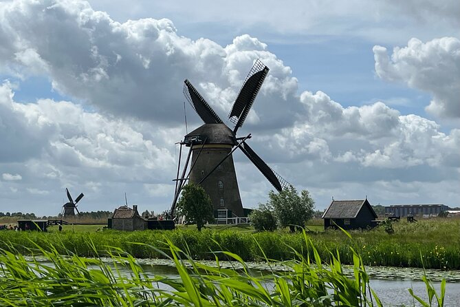 Kinderdijk Windmills, Delft City & Delft Blue Factory Visit - Inside the windmill visit: what to pay attention to