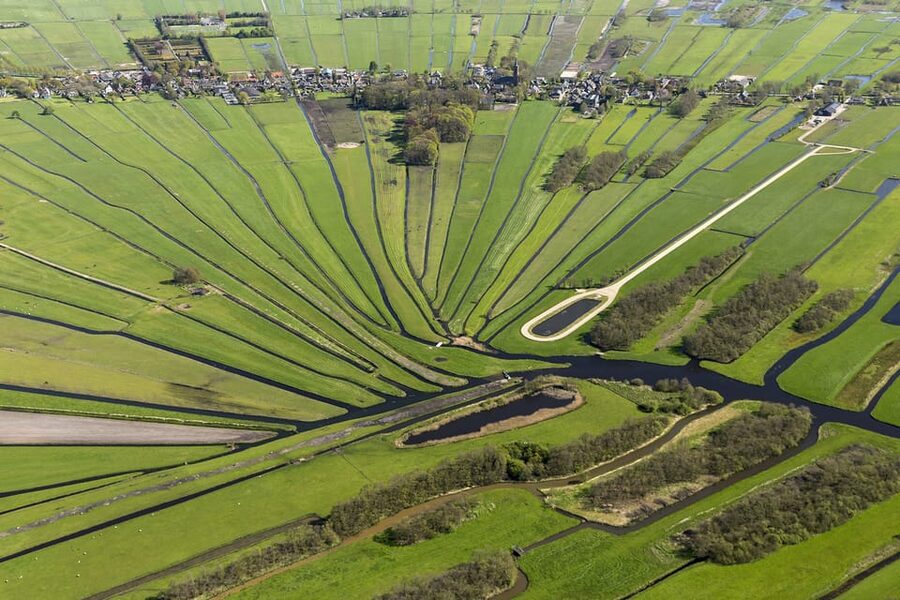 Lisse: Drive-it-Yourself Dutch Countryside GPS Audio Tour - Driving the open-top Renault Twizy: what to pack and how to stay comfortable