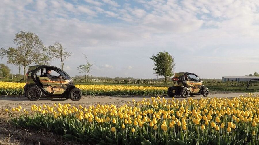 Lisse: Self-Guided Tulip Fields GPS Audio Tour - Comfort and Safety Reality Checks for an Open-Cab Electric Ride