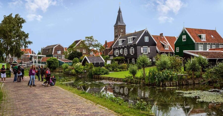 Marken, Volendam and Edam: Private Full-Day Tour - Key things that make this tour worth your time
