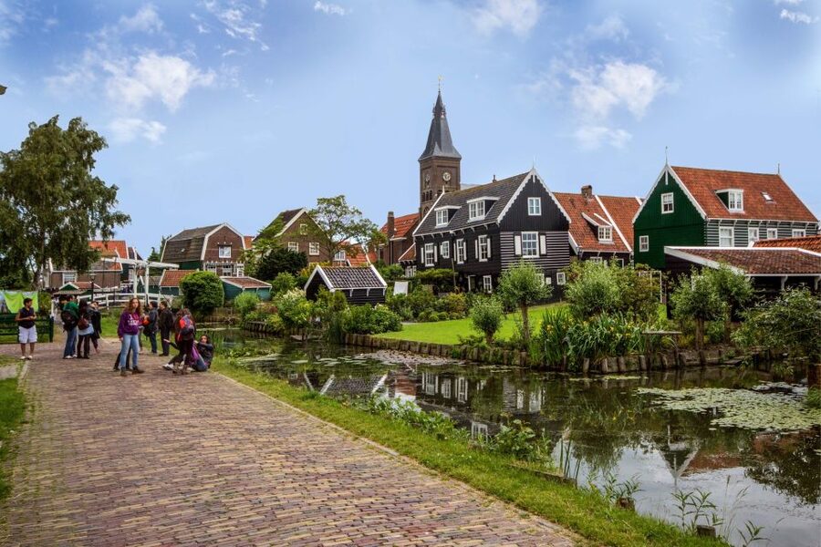 Marken, Volendam and Edam: Private Full-Day Tour - Price and value: what $340 gets you for an 8-hour private day