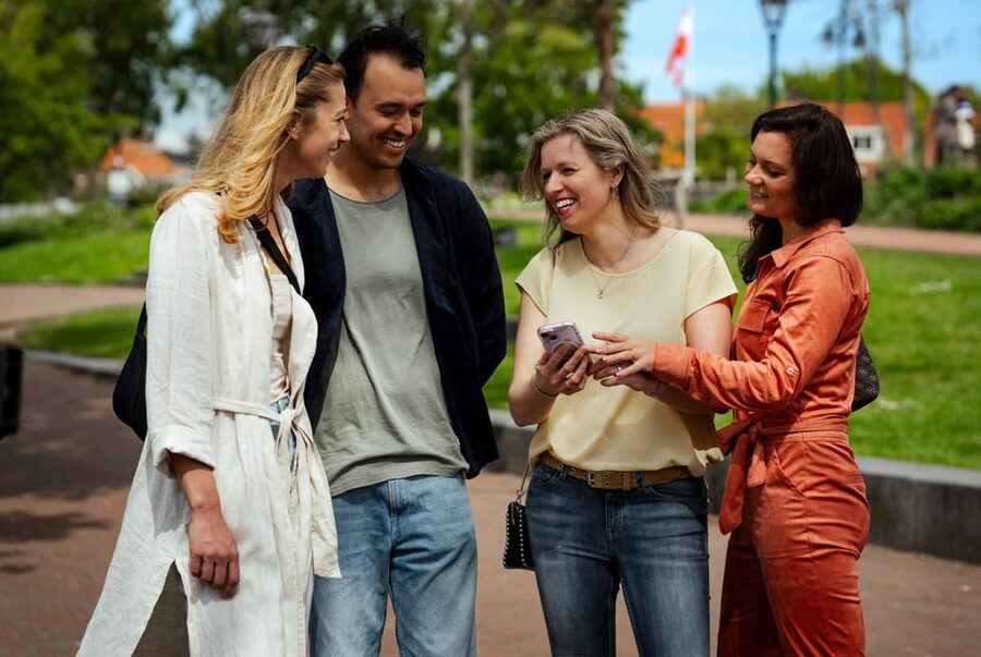Outside Escape Amsterdam with your friend(s) and have fun! - How the riddles feel: Easy, Average, or Challenging