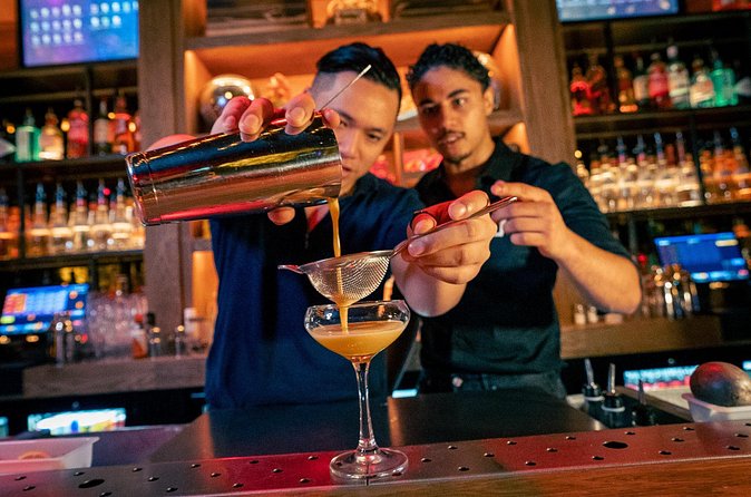 Party Cocktail and Shot Workshop with Free Drinks - Group size, attention, and what “free drinks” really means here