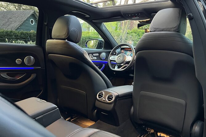 Private Airport Transfer Amsterdam Airport to or from Amsterdam - Communication that actually prevents delays