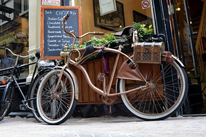 Private Amsterdam City Highlights Bike Tour (PRIVATE GUIDE) - Meet at Beursplein, Pick Your Bike, Then Get Rolling