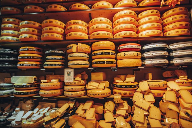 Private Amsterdam Food Tour with Local - Stop 2: Amsterdam Cheese Museum tastings (including aged Gouda)