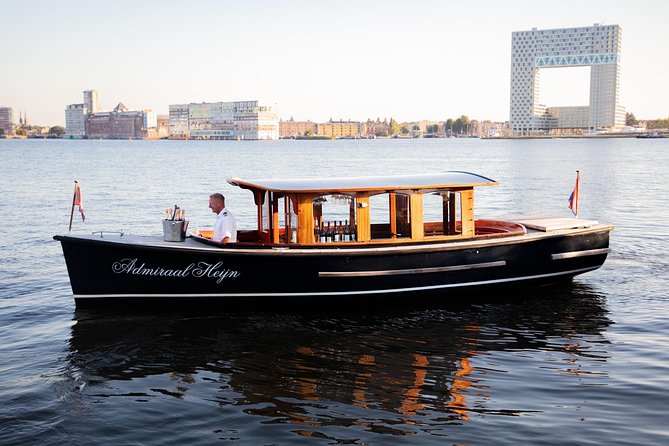 Private boat tour on a electric saloon boat - Who should book this private electric boat tour