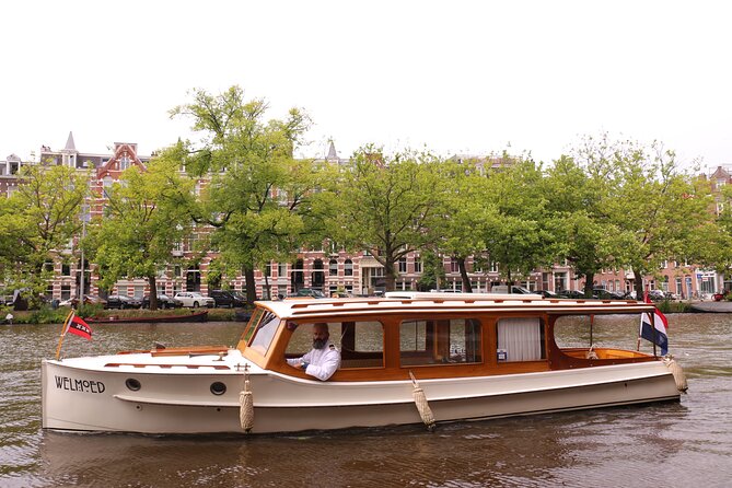 Private Champagne Canal Cruise in Amsterdam - Boarding at Prinsengracht 377: timing and what to look for