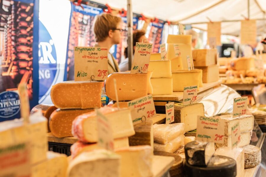 Private & Custom Amsterdam Tour, Hidden Gems with a Local - Amsterdam-East on Javastraat: cobbles, Turkish bakeries, and Dappermarkt snacks