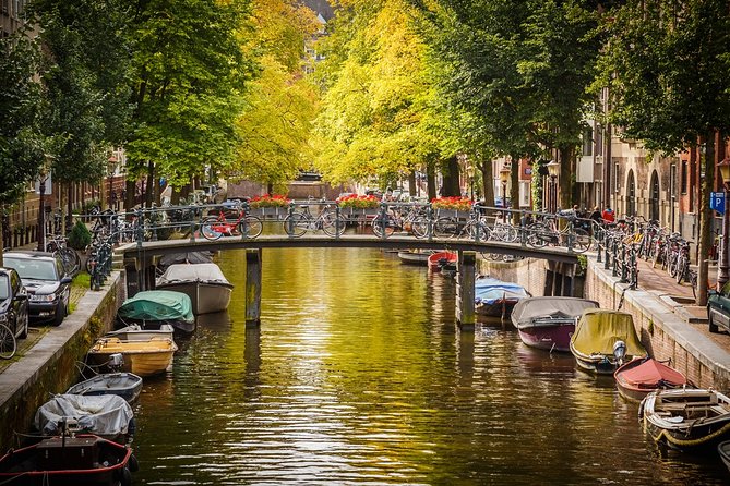 Private departure transfer from Amsterdam to Schiphol Airport (AMS) - Private Door-to-Airport Ride: What You’re Really Paying For