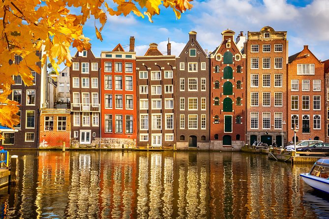 Private departure transfer from Amsterdam to Schiphol Airport (AMS) - Amsterdam Pickup Done Right: Getting Found Fast
