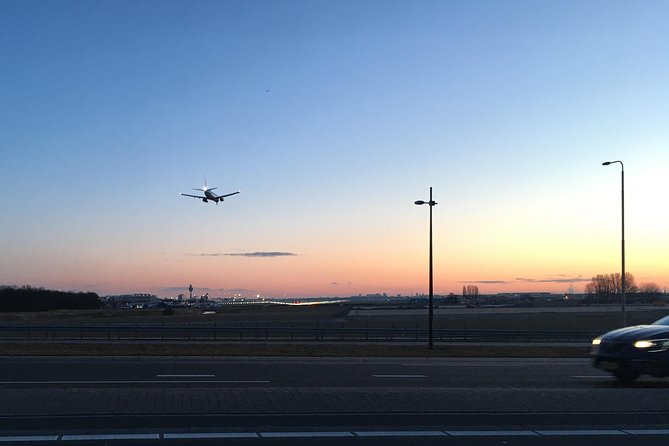 Private departure transfer from Amsterdam to Schiphol Airport (AMS) - Inside the Car: WiFi, Cold Water, and a Softer Landing