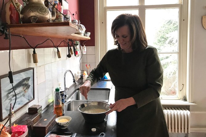 Private Dutch Pancake Cooking Class in an Amsterdam Canal Home - Who should book this private Dutch pancake class?