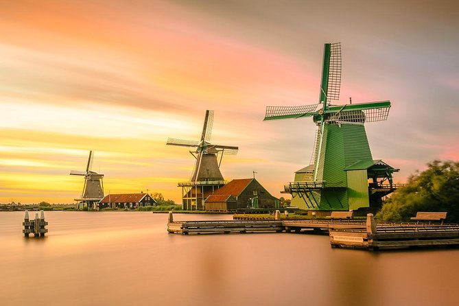 Private Giethoorn & Zaanse Schans Windmills Sightseeing Tour from Amsterdam - Giethoorn’s Canal Cruise Under Linden Trees (and Bridges You’ll Want to Photograph)