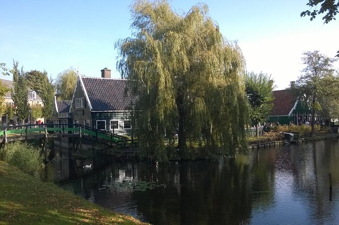 Private Guided Tour: Zaanse Schans and Zaandam from Amsterdam - Getting picked up in Amsterdam without losing your bearings