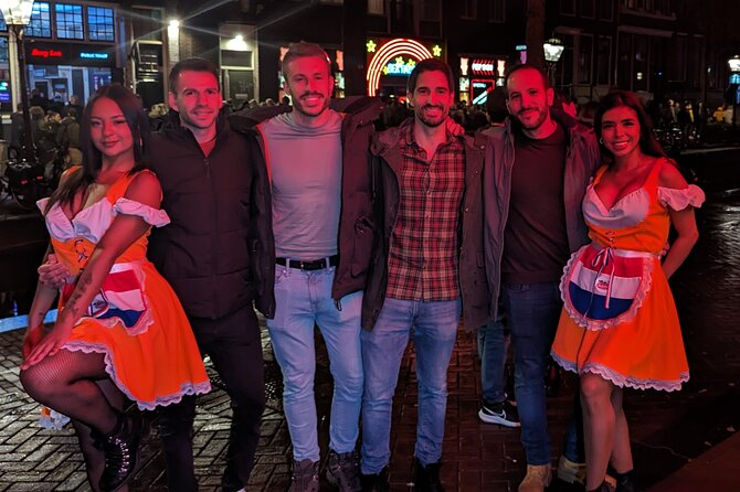 Private Hostess Bar Tour in Amsterdam Red Light District (3h) - Drink n Sink again: why your return stop is a smart choice