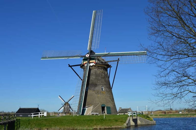 Private Kinderdijk UNESCO Site and South Holland Tour - Inside-and-outside access at the 19 windmills