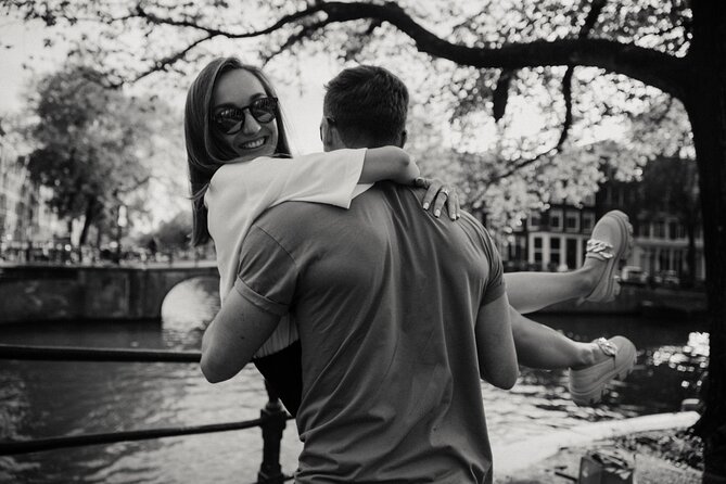 Private Love Story Photowalk Experience - Small Details That Help the Whole Experience