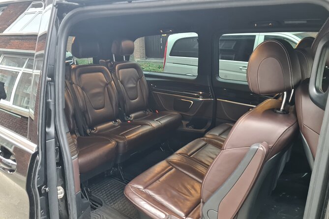 Private Minivan Sightseeing Tour in Amsterdam - Comfort and logistics: Wi‑Fi, AC, and why it matters in real life