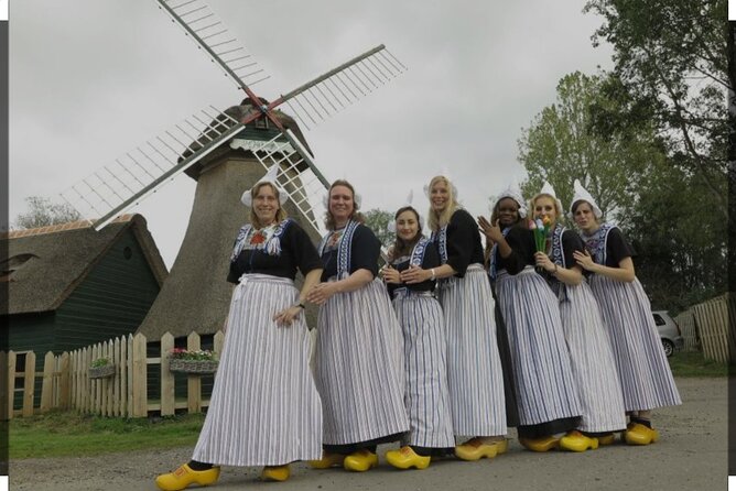 Private Minivan Zaanse Schans and Volendam Tour from Amsterdam - Why This Private Minivan Tour Works Better Than a Day Trip Bus