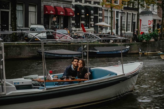 Private Romantic Canal Cruise Amsterdam with Bubbly and Snacks - 45 minutes vs 90 minutes: choosing the right amount of time