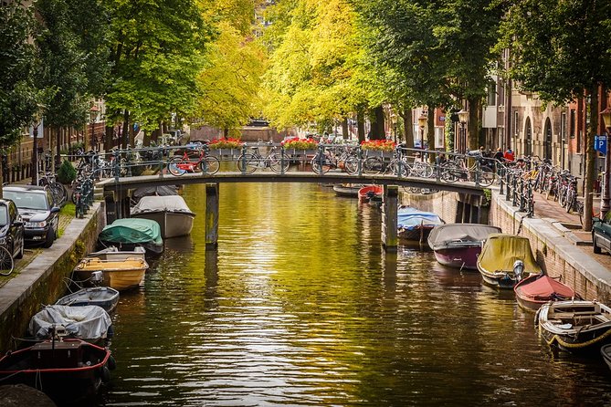 Private Roundtrip Transfer Schiphol Airport to Amsterdam - Price and Value: When Private Transfers Make Sense in Amsterdam