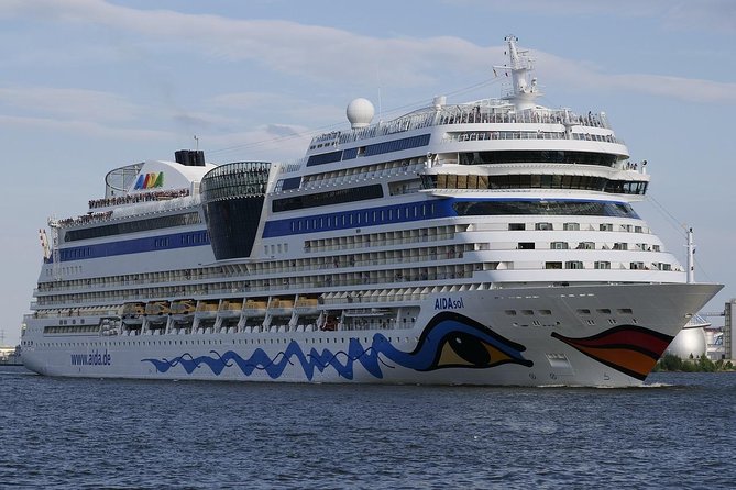 Private Taxi Transfer from cruise port in Amsterdam to a hotel in Amsterdam - Meet-and-greet support that makes the first 25 minutes feel easy
