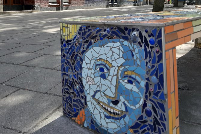 Private Tour: Anne Frank Walking Tour of Amsterdam - Private guide stories: what you can expect from the human factor