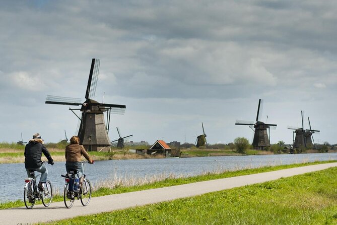 Private Tour to Kinderdijk and Delft / Leiden / Hague / Gouda - Key things to know before you book