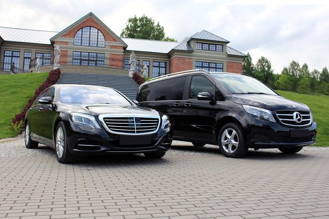 Private Transfer from Amsterdam to the Cruise Port in Rotterdam - Drivers who show up early and help with bags