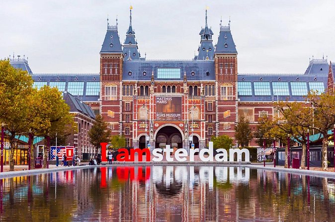 Private Transfer from/to Amsterdam Airport Schiphol - The Ride Itself: Comfortable, Direct, and Built for First-Hour Convenience