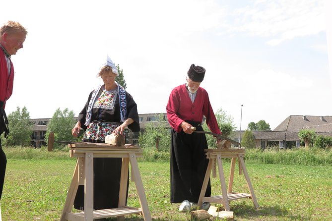 Private Workshop for Wooden Shoe Making in Simonehoeve - Who should book Simonehoeve’s clog workshop