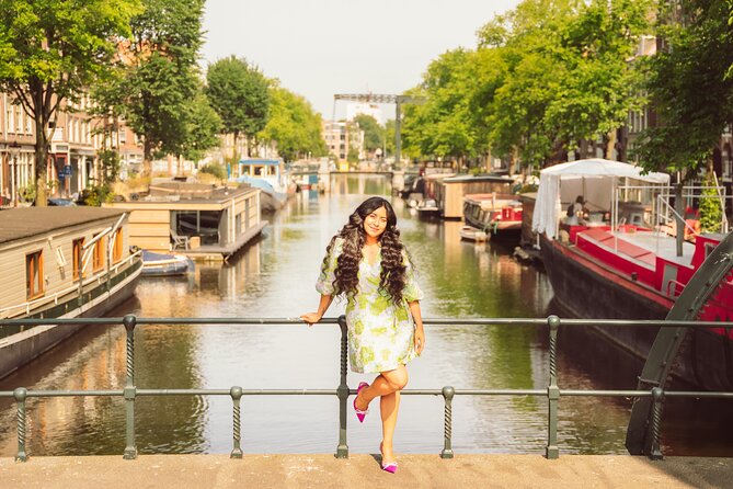 Professional Amsterdam Photo Shoot - Meeting at Noordermarkt 48: The Simple Start That Keeps You Focused