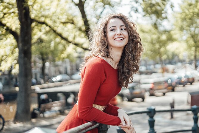 Professional Tinder Photo Session in Amsterdam - Timing Matters: Morning vs Afternoon Sessions
