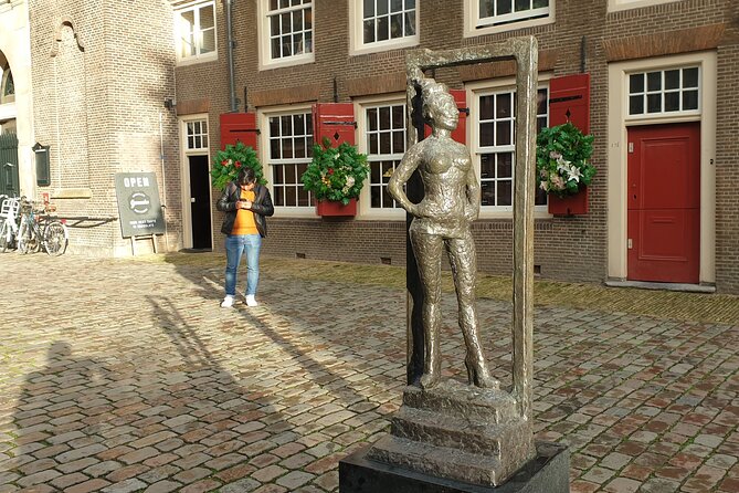 Red Light District Tour by Locals, Small Group (approx 4) - Should You Book This Tour?